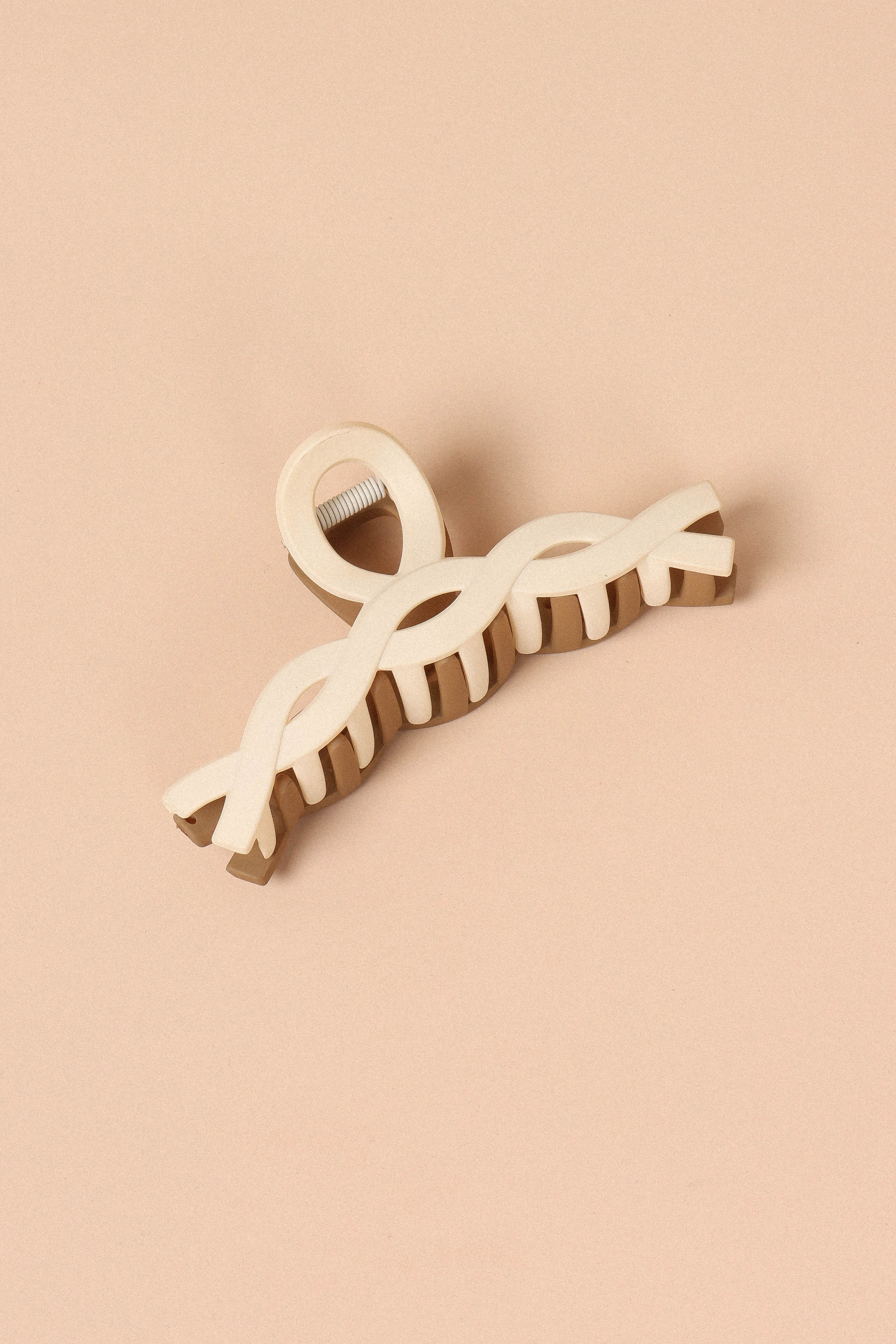 Connie Two Tone Hairclip - White/Tan