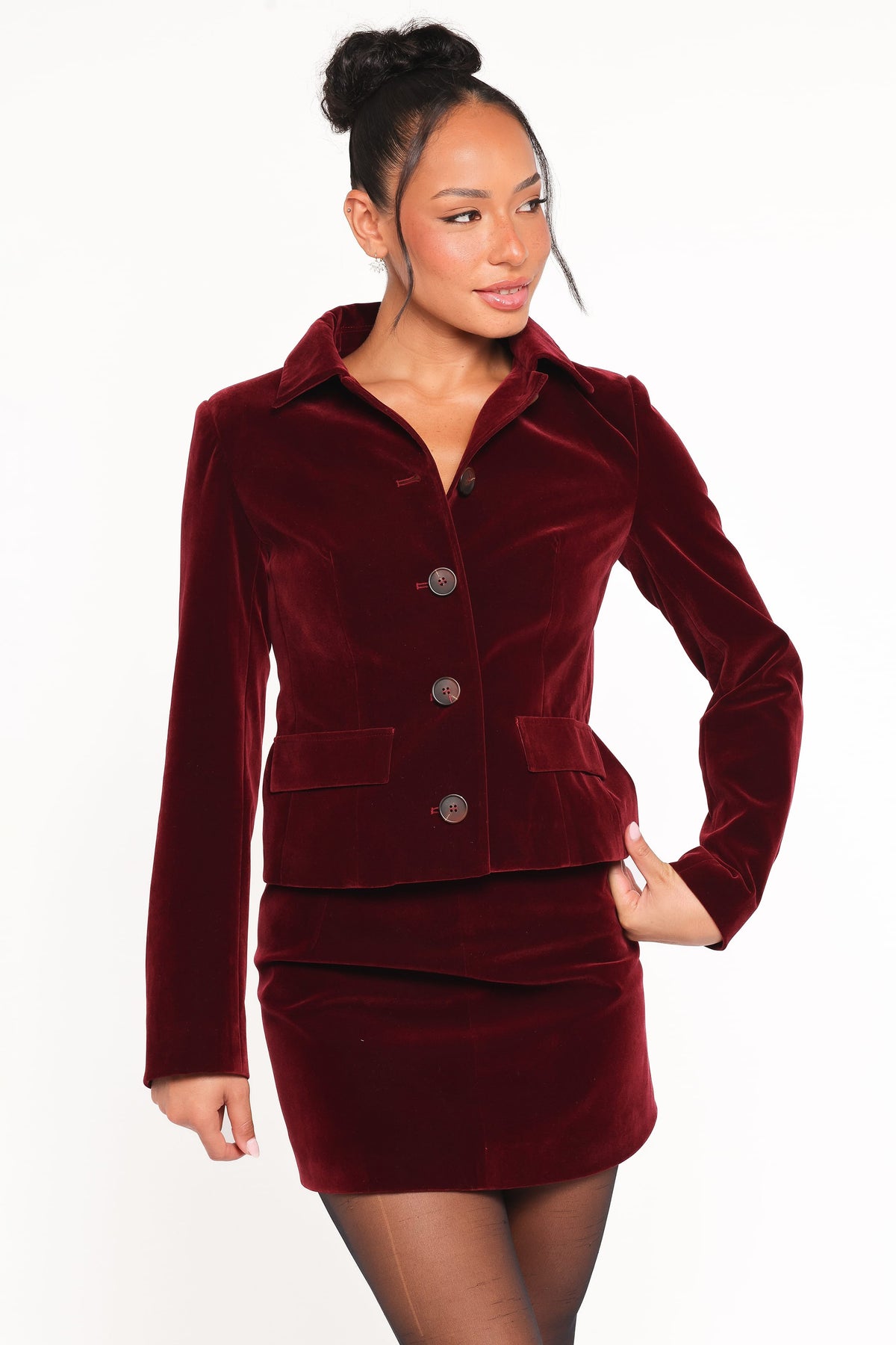 Lainey Velvet Cropped Jacket - Burgundy